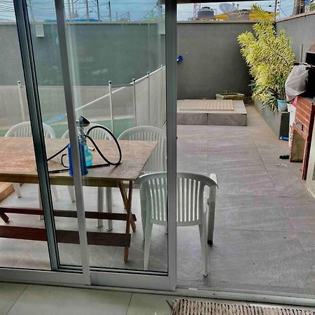 ברטיוגה Casa Agradavel Com Piscina Ha 1 Quadra Da Praia. מראה חיצוני תמונה