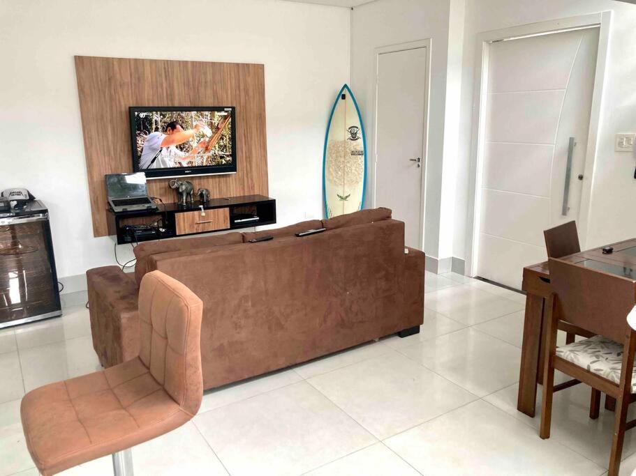 ברטיוגה Casa Agradavel Com Piscina Ha 1 Quadra Da Praia. מראה חיצוני תמונה